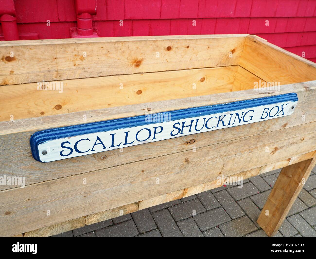 Schalenkiste mit Jakobsmuscheln, Lunenburg, Nova Scotia, Kanada Stockfoto