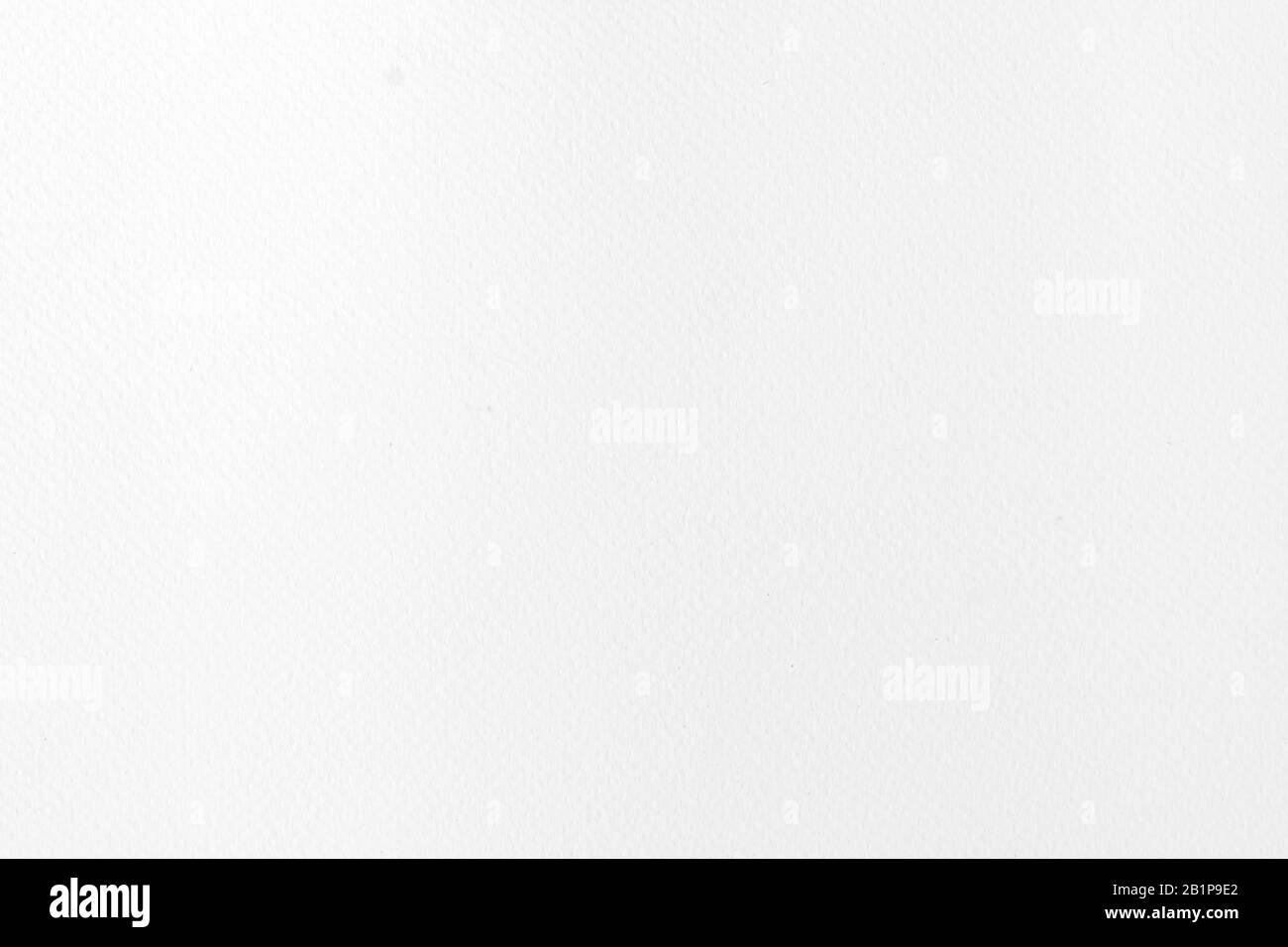 Abstraktes, leicht sauberes weißes, wasserfarbenes Recycling-Papier, Buchhintergrund. Wandtextur in grauem Farbton mit leerem Blatt für die Scrapbook-Malerei, cardb Stockfoto