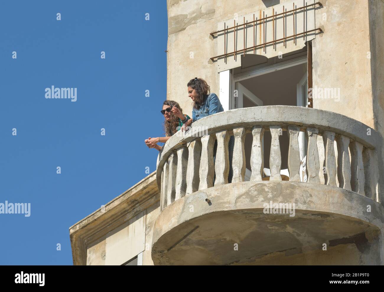 Wohnhaus im Bauhaus-Stil, Nachalat Benyamin, Weiße Stadt, Tel Aviv, Israel Stockfoto
