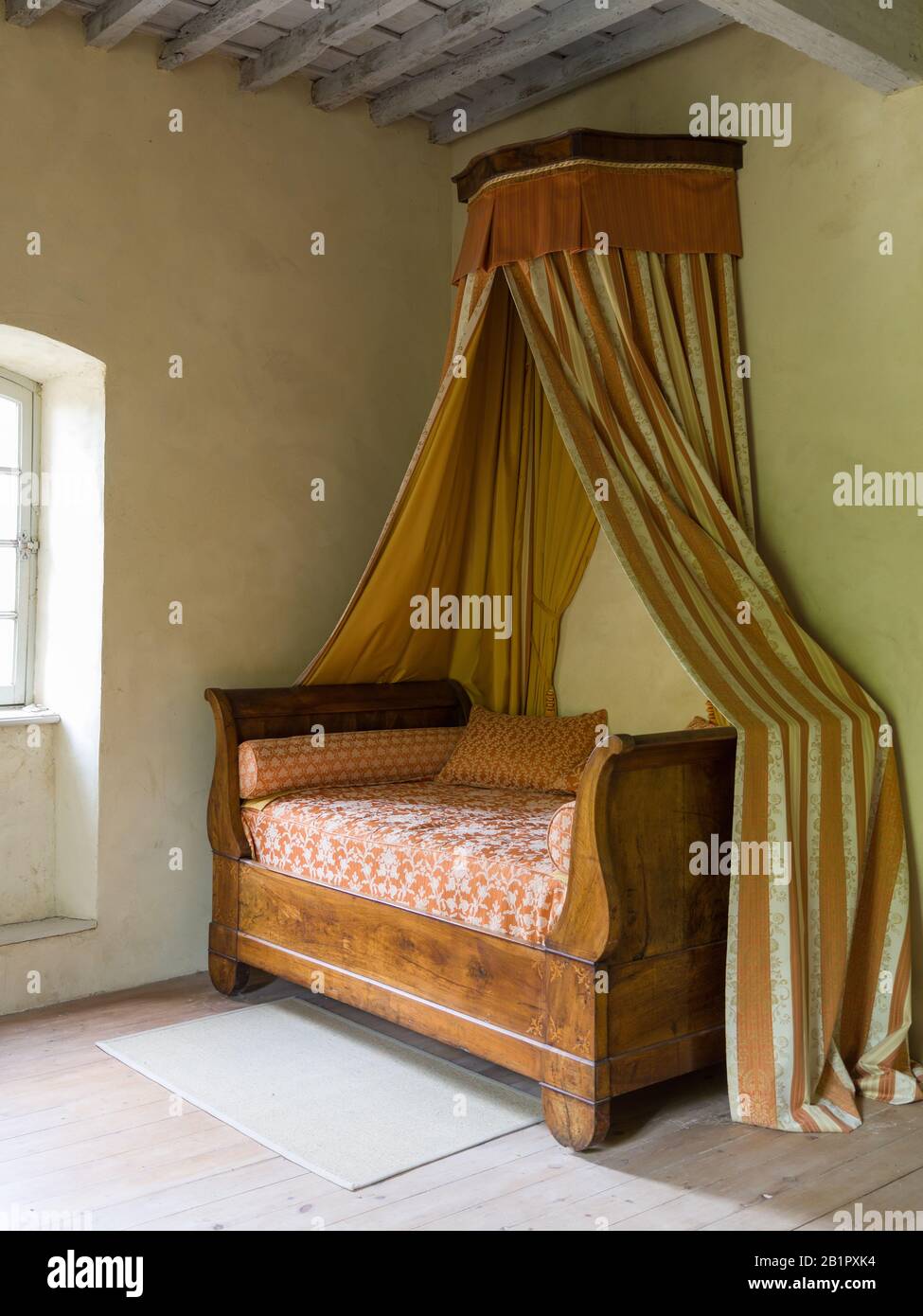 Mittelalterliches Schlafzimmer Stockfotos Und Bilder Kaufen Alamy