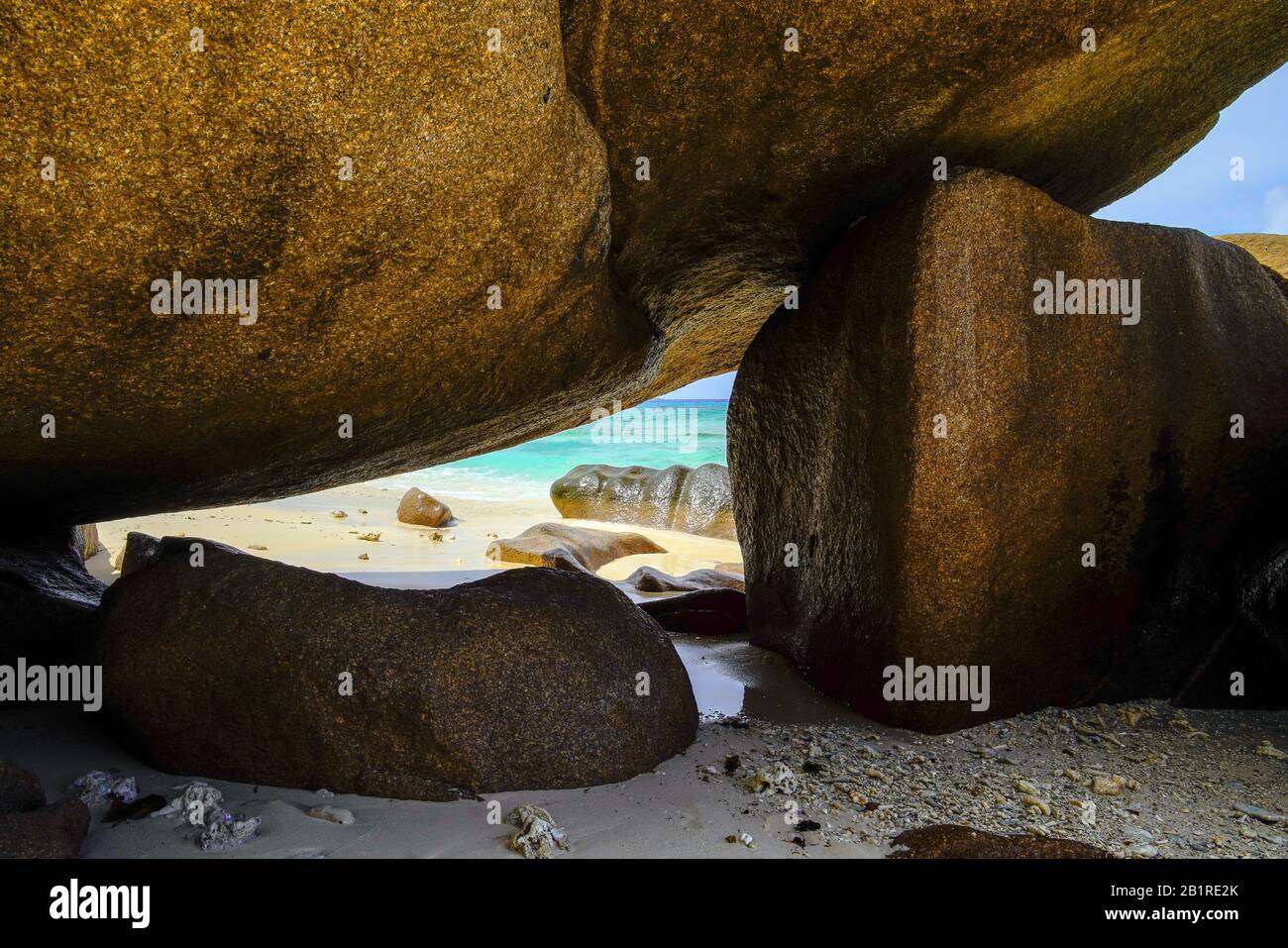 Beeindruckende Granite Rock Formationen auf der Insel La Digue, den Seychellen. Stockfoto