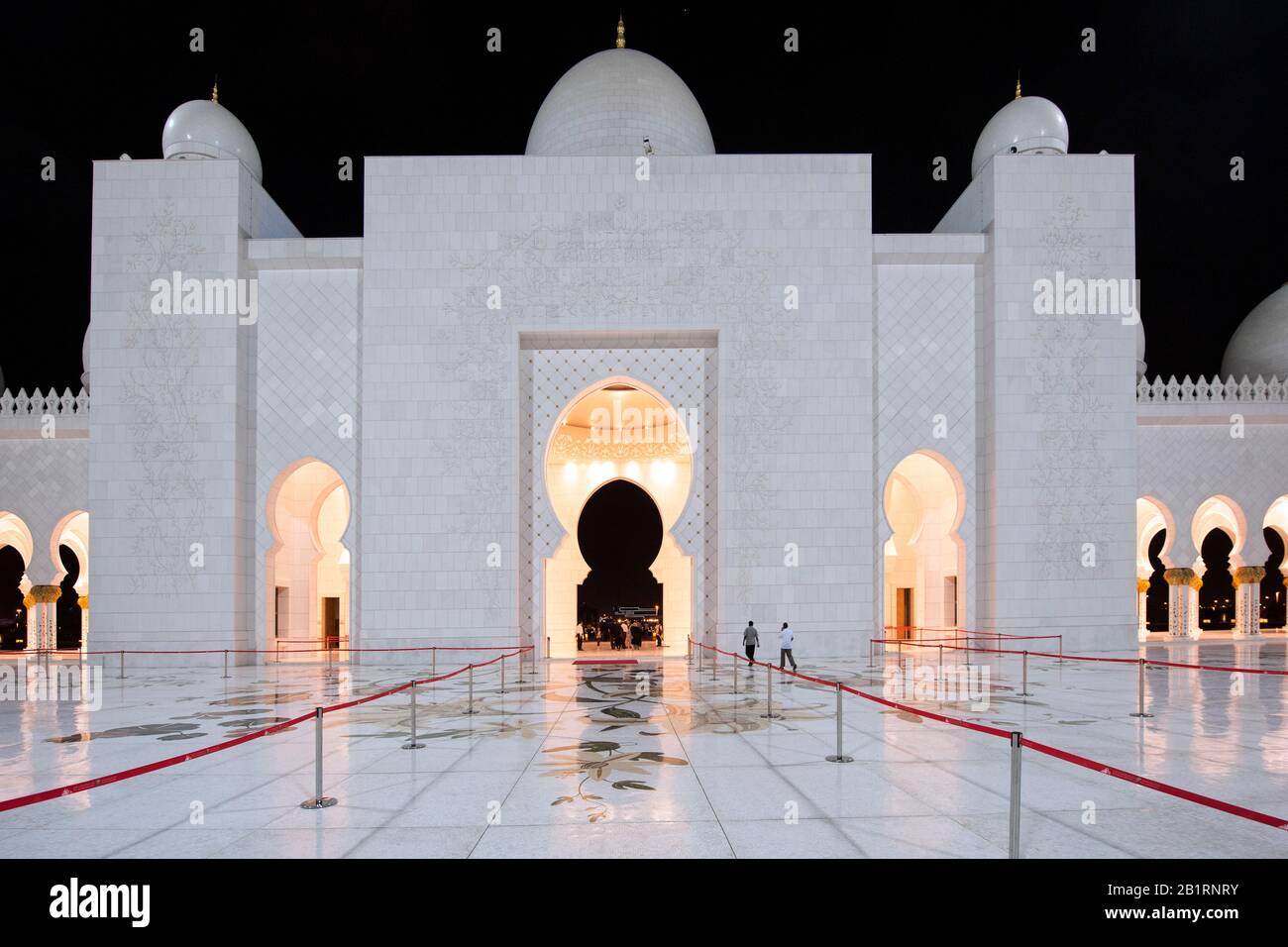 Scheich Zayed Moschee am Abend, Abu Dhabi, VAE, Stockfoto