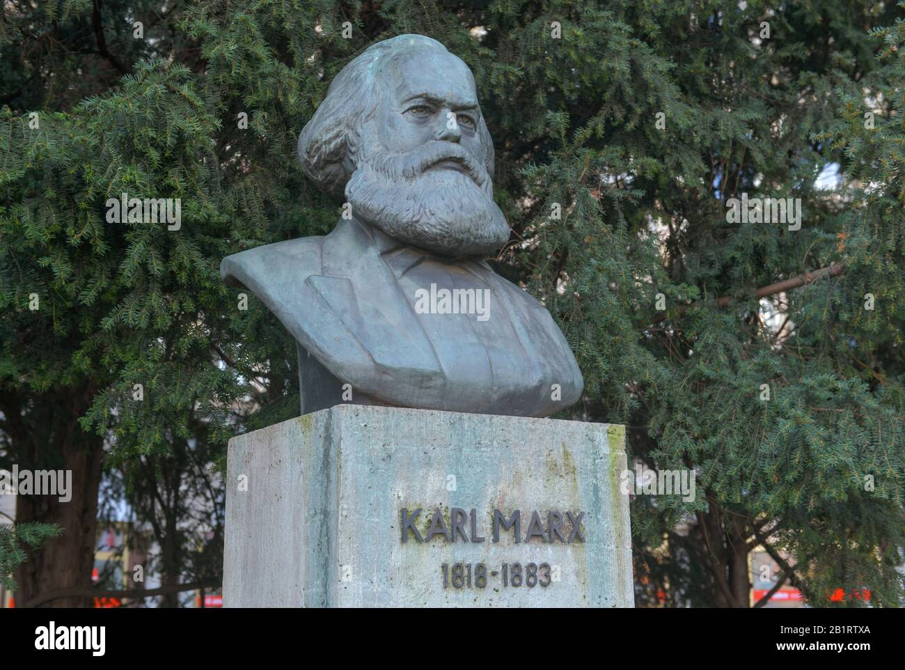 Karl-Marx-Denkmal, Strausberger Platz, Friedrichshain, Berlin, Deutschland Stockfoto