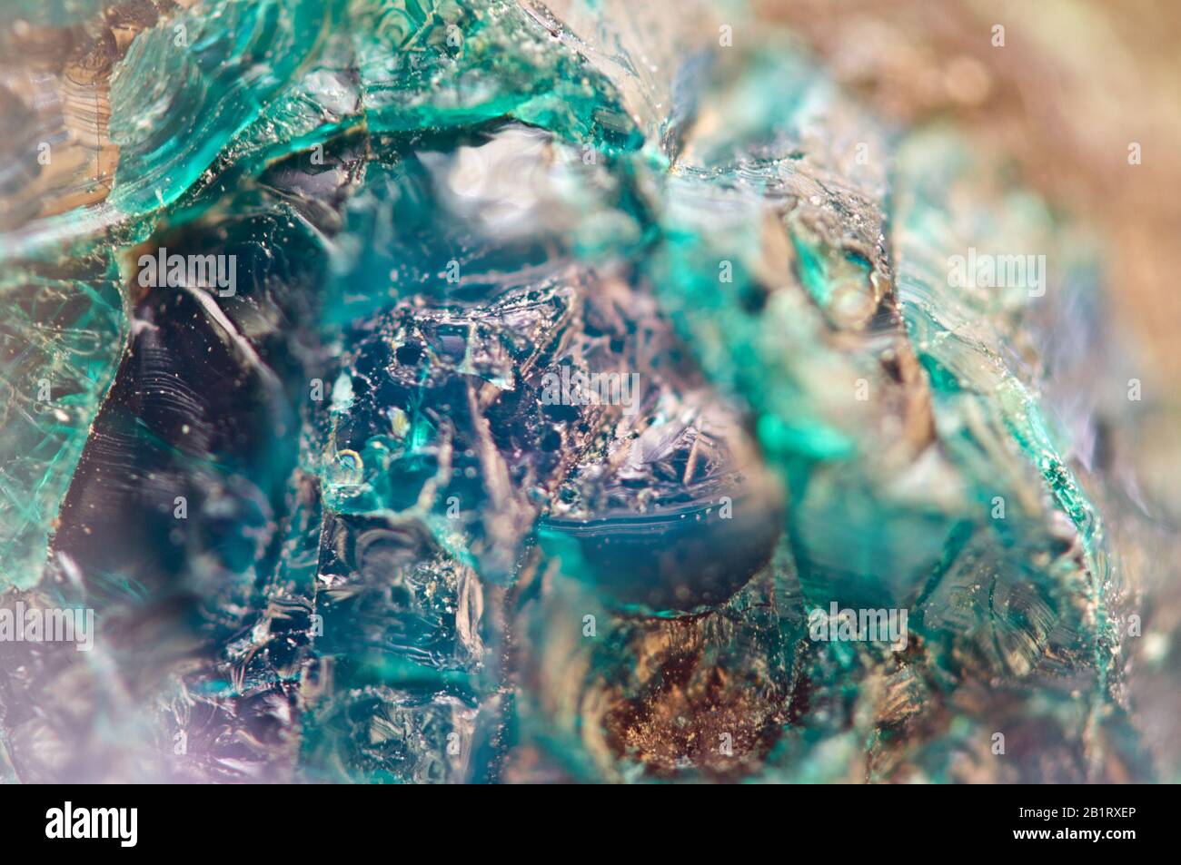 Türkisfarbene natürliche Textur aus natürlichem Material. Kristalle. Makro. Abstrakter Hintergrund. Stockfoto