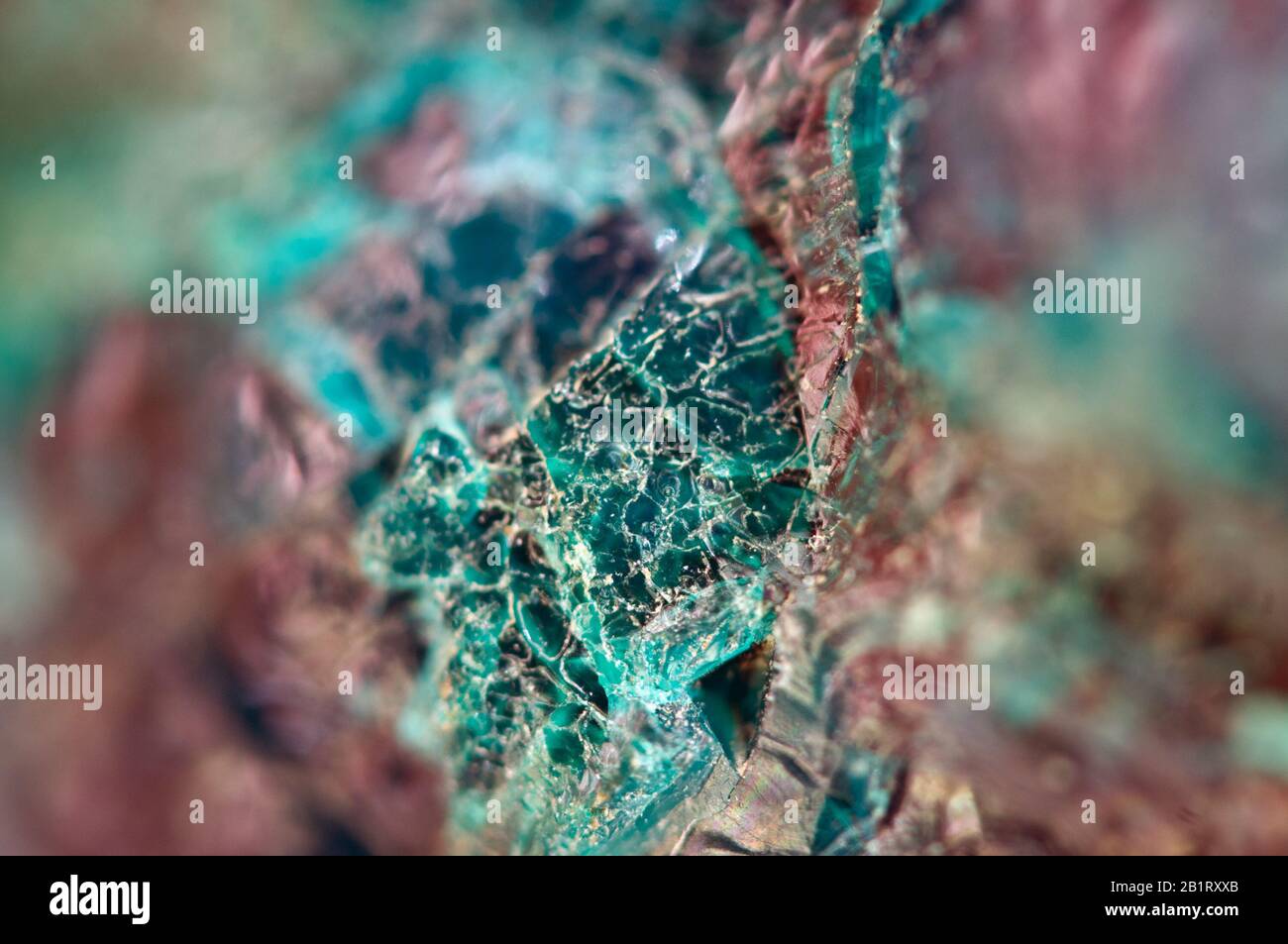 Türkisfarbene natürliche Textur aus natürlichem Material. Kristalle. Makro. Abstrakter Hintergrund. Stockfoto