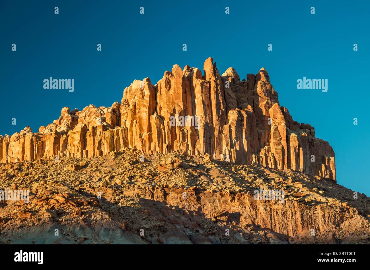 The Castle Rock at Sunset, Capitol Reef National Park, Utah, USA Stockfoto