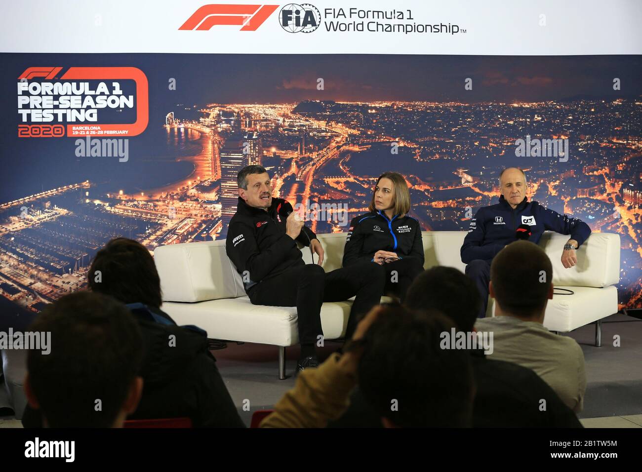 Barcelona, Spanien. Februar 2020; Circuit De Barcelona Catalunya, Barcelona, Katalonien, Spanien; Formel 1 2. Testtag Vor der Saison; Guenther Steiner, Teamleiter des F1-Teams von Haas, Claire Williams, stellvertretende Teamleiterin von Rokit Williams Racing und Franz Tost, Teamleiterin der Scuderia AlphaTauri Honda Credit: Action Plus Sports Images/Alamy Live News Stockfoto