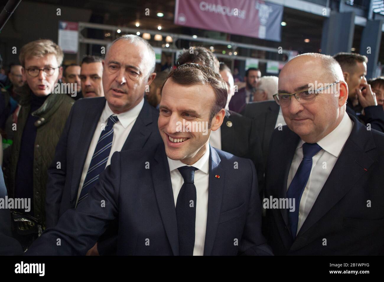 Emmanuel Macron, Präsident der französischen Republik, besucht die Landwirtschaftsmesse Stockfoto