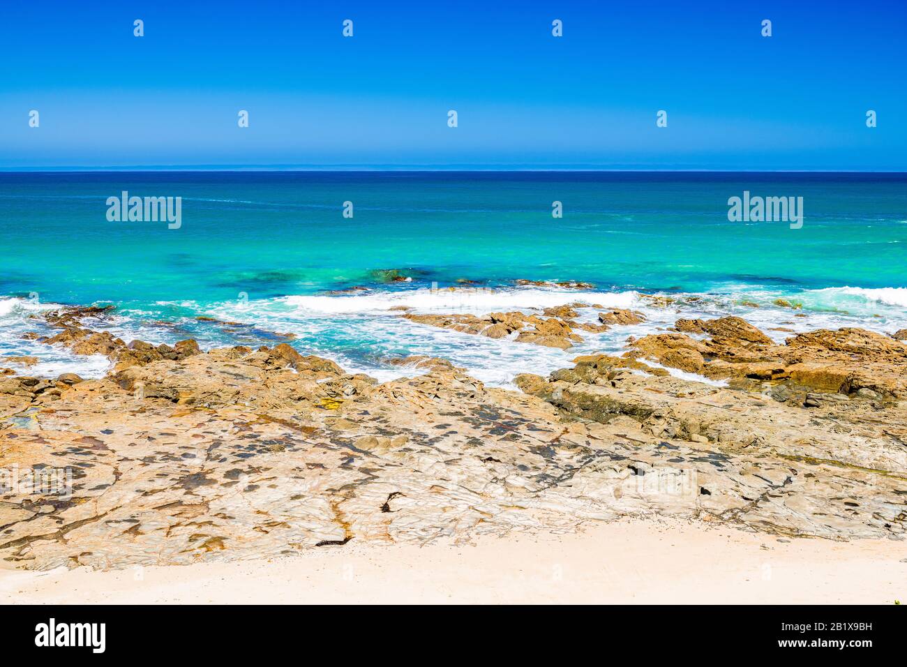 Atemberaubende Aussicht auf die viktorianische Küste entlang der Great Ocean Road in Australien. Stockfoto