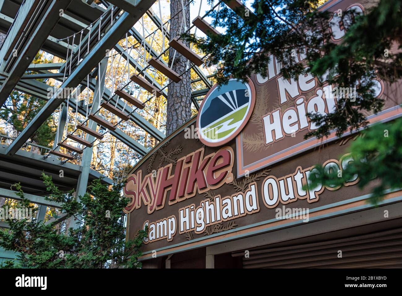 SkyHike Family Adventure Seile Course im Stone Mountain Park in Atlanta, Georgia. (USA) Stockfoto