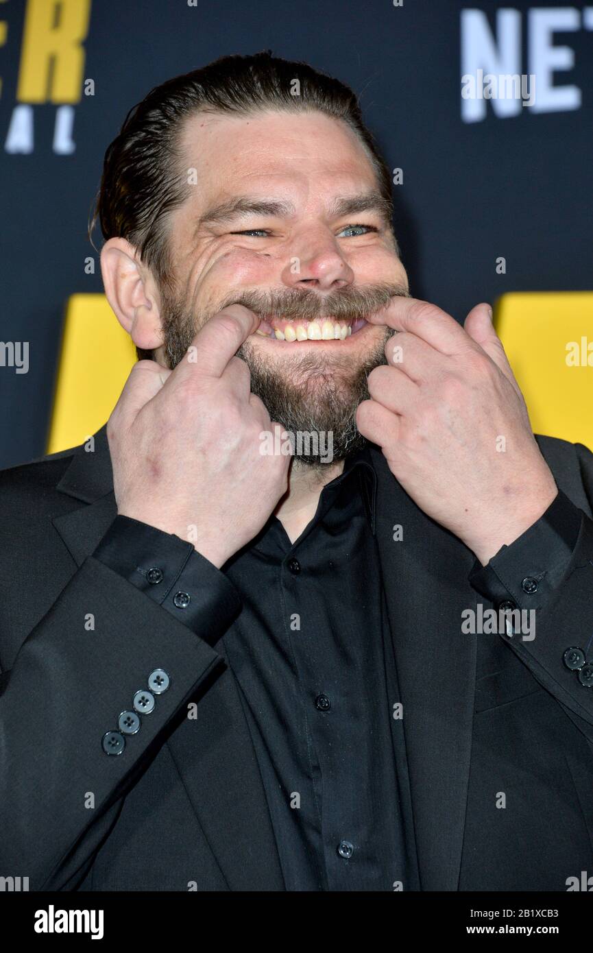 Los Angeles, USA. Februar 2020. Los ANGELES, CA: 27, 2020: Kip Weeks bei der Weltpremiere von "Spenser Confidential" im Regency Village Theatre. Bildnachweis: Paul Smith/Alamy Live News Stockfoto