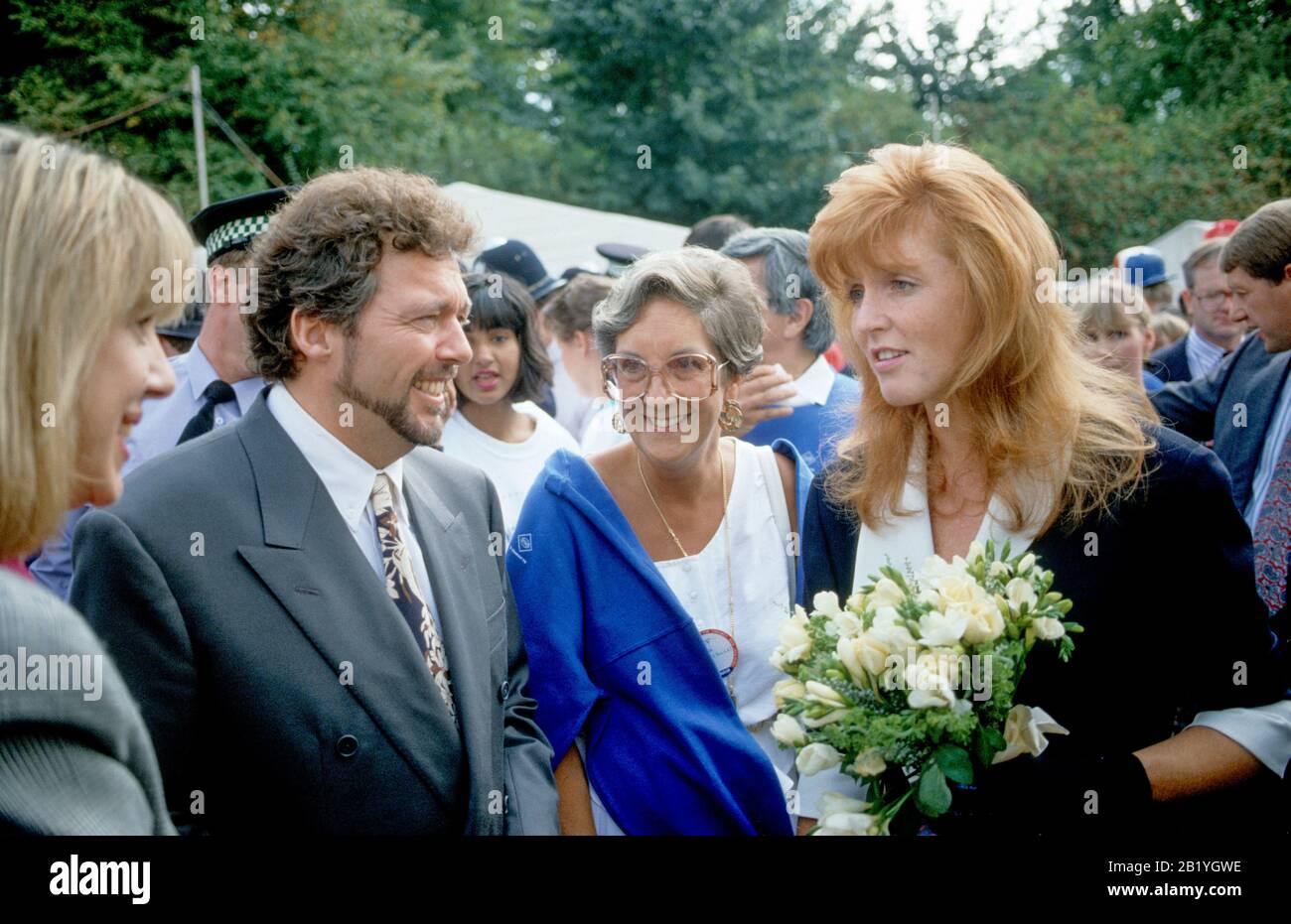 Jeremy Beadle und HRH Duchess of York - Sarah Ferguson, Battersea Park, London, England - Sep 1990 Stockfoto