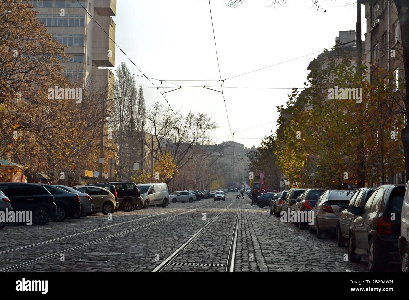 Gepflasterte Straße in Sofia, der Hauptstadt Bulgariens. Stockfoto