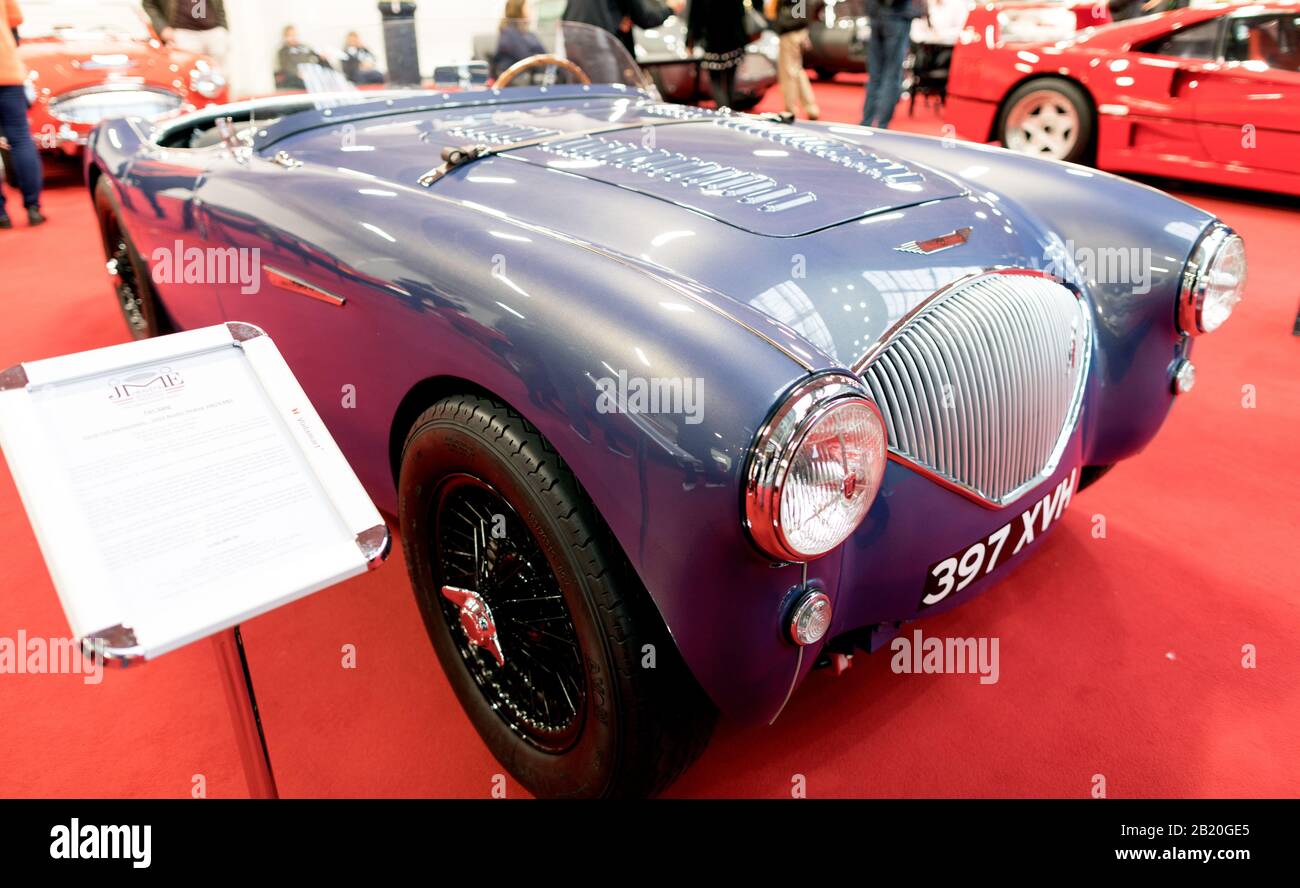 Ein Austin Healey 100 Racer Auf Der Classic Car Show London 2020 Stockfoto