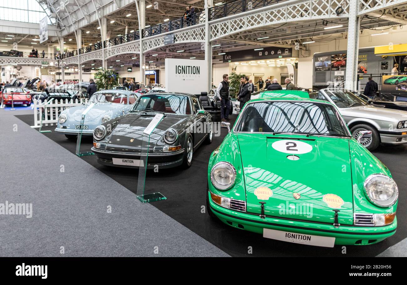 Eine Sammlung von Porsche 911 auf der Classic Car Show London 2020 Stockfoto