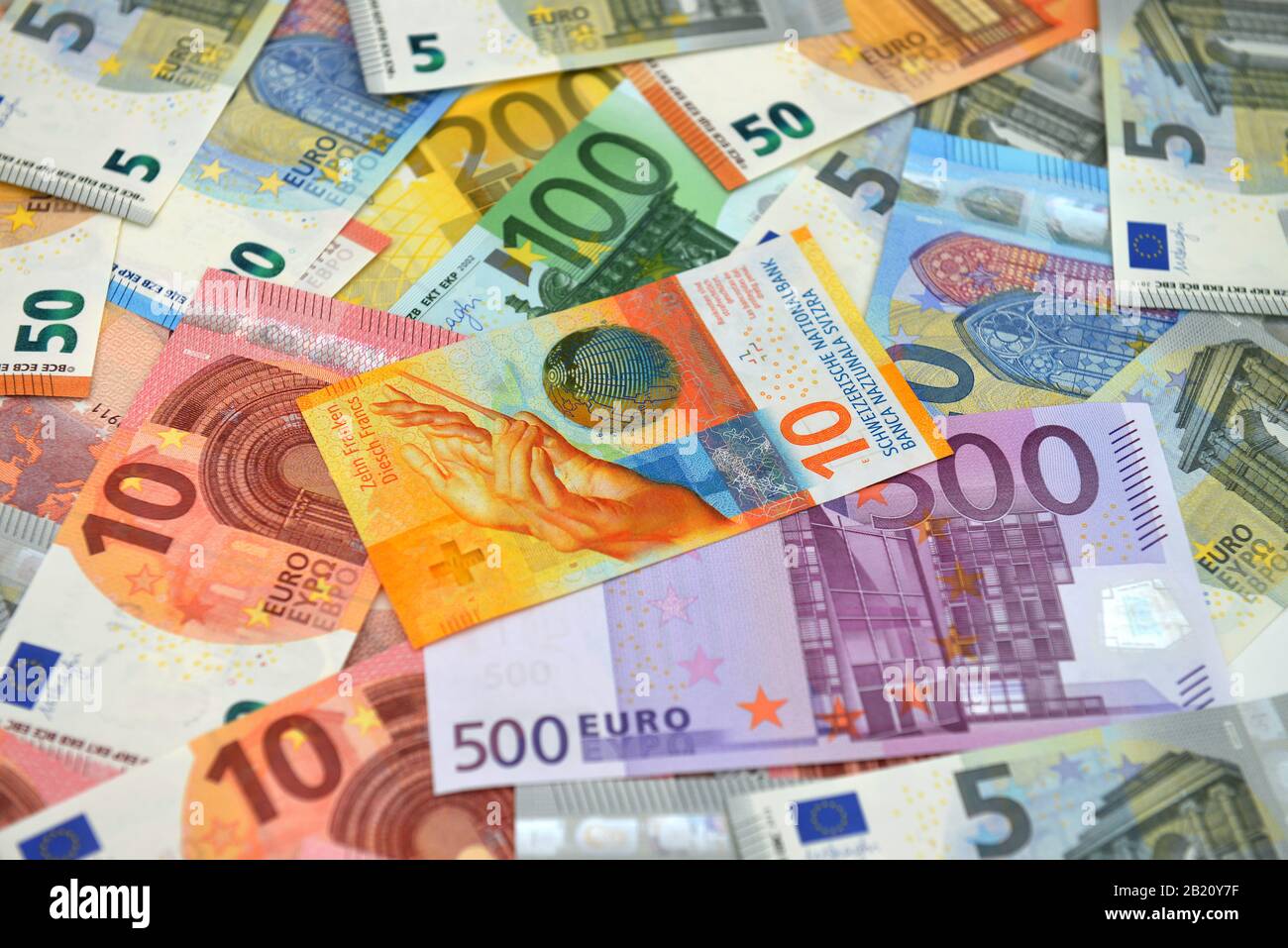 10 Schweizer Franken, Euroschein Stockfoto
