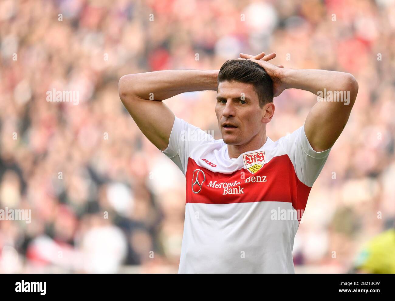 Mario Gomez VfB Stuttgart, enttäuscht, Gesten, Mercedes-Benz Arena, Stuttgart, Baden-Württemberg, Deutschland Stockfoto