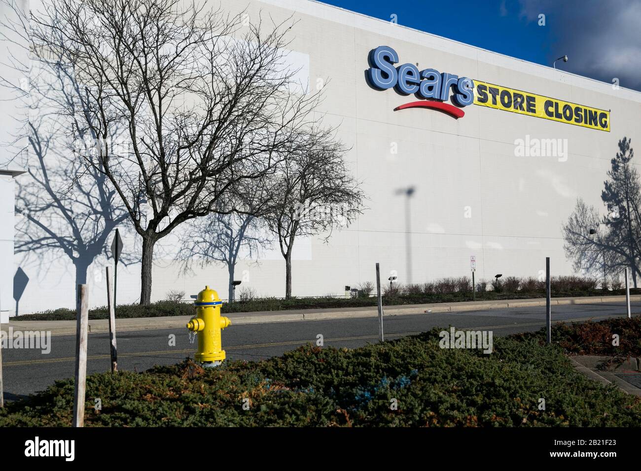 Eine "Schließung der Tore" außerhalb eines bald zu schließenden Einzelhandelsstandorts von Sears in Waldorf, Maryland, am 27. Februar 2020. Stockfoto