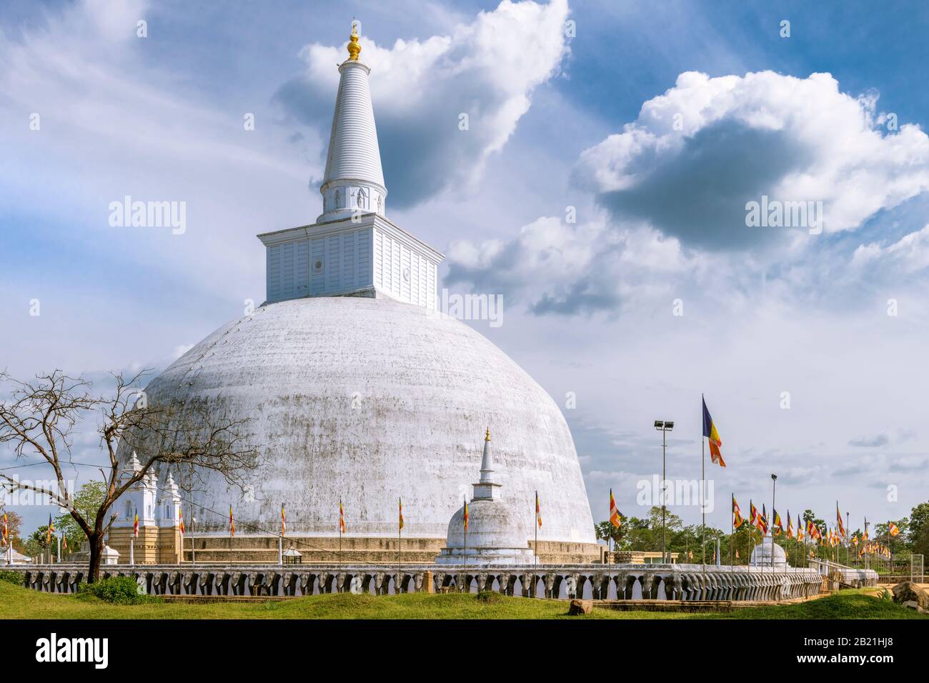 Die Ruwanwelisaya, Stupa, Dagoba, Anuradhapura Sri Lanka. Stockfoto