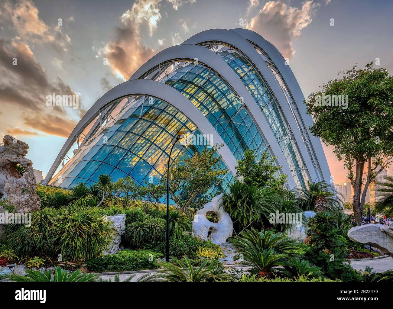Cloud Forest Dome in Gardens by the Bay, Singapur Stockfoto