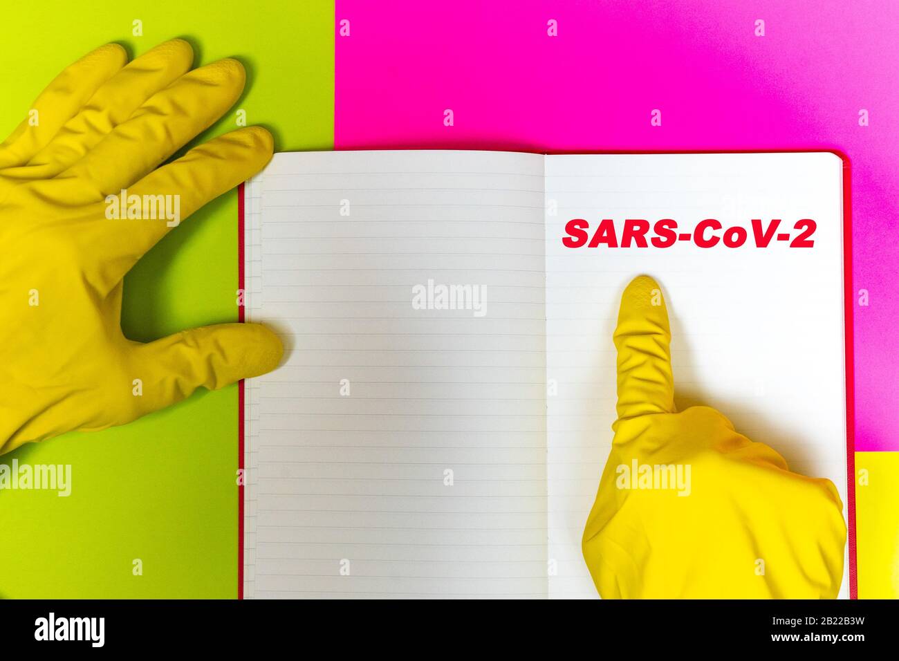 Beschriftung im Editor: SARS-COV-2. Konzept für das Gesundheitswesen und die Medizin. Stockfoto