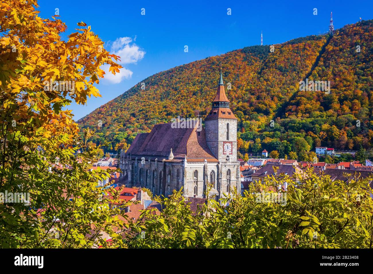 Brasov, Rumänien. Schwarze Kirche in der Altstädter Ring (Piata Sfatului) Stockfoto