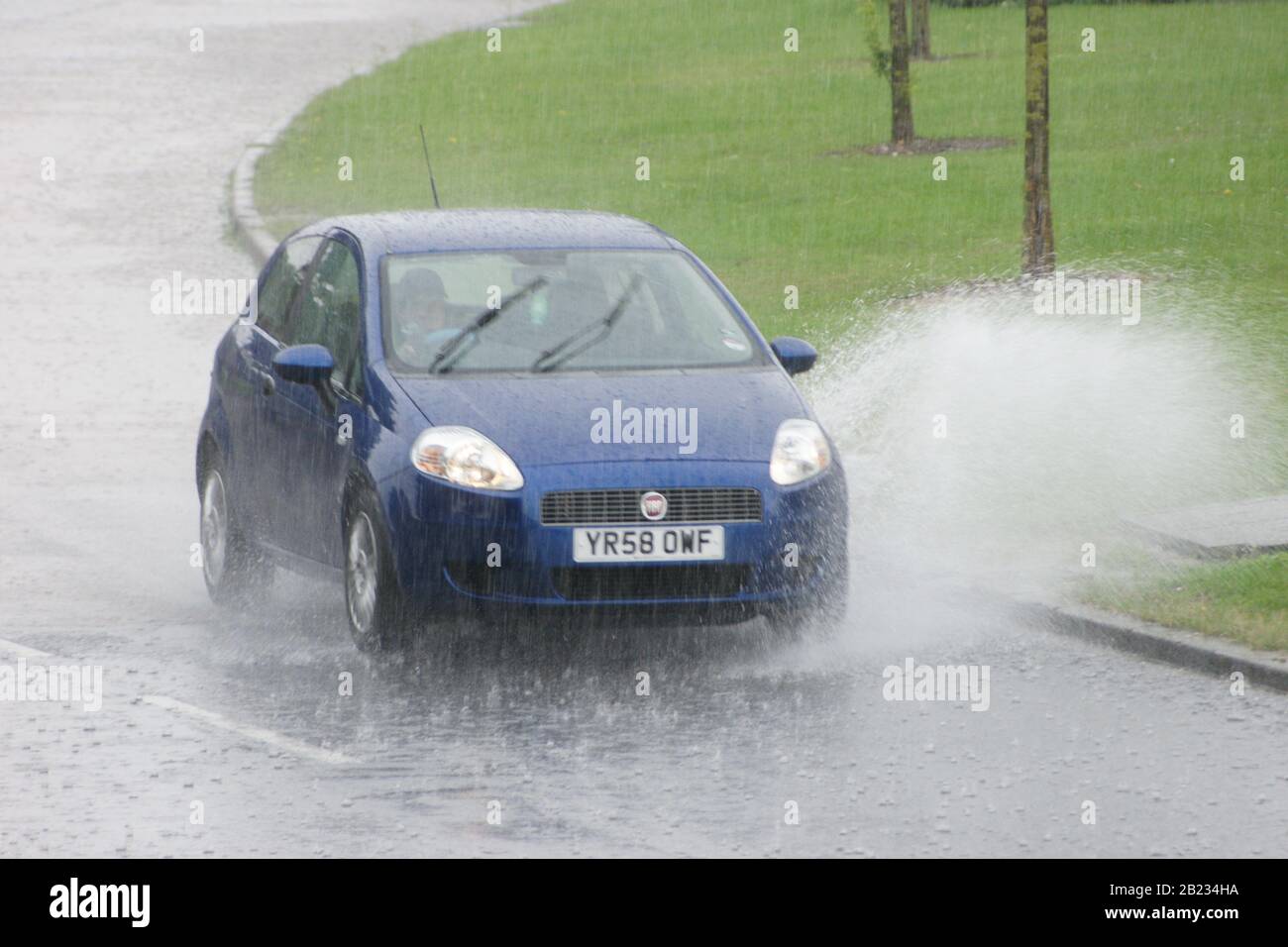 Überflutete Straßen, extreme Witterungsbedingungen, flashfußende Straßen Stockfoto