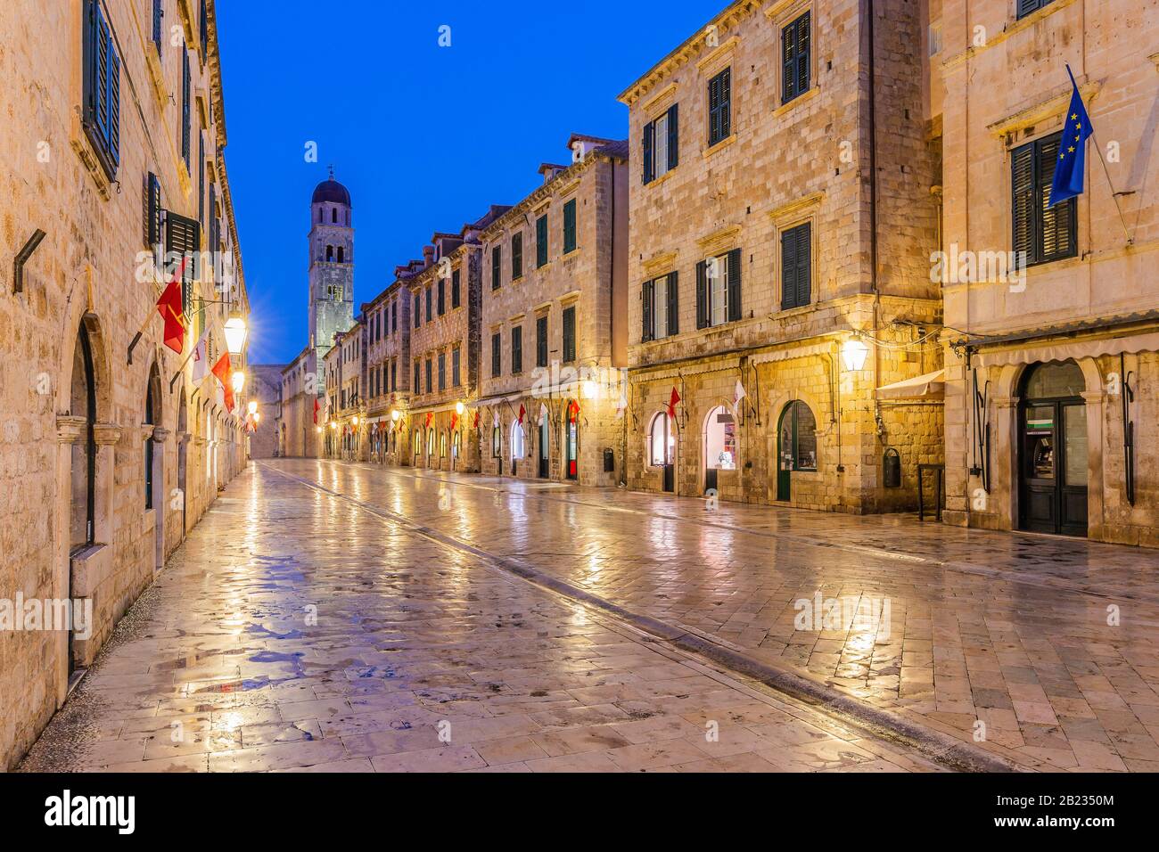 Dubrovnik, Kroatien. Berühmte Placa (Stradun) Straße innerhalb der Stadtmauern. Stockfoto