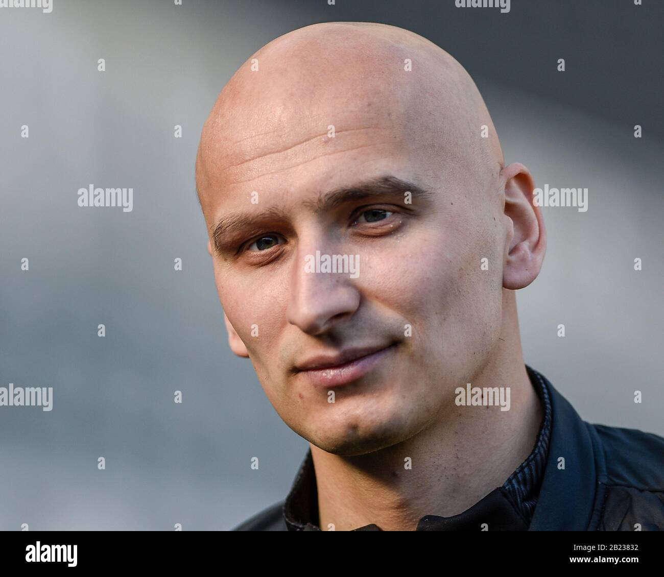 Newcastle UPON TYNE, ENGLAND - 29. FEBRUAR Jonjo Shelvey (8) von Newcastle United vor dem Premier-League-Spiel zwischen Newcastle United und Burnley im St. James's Park, Newcastle am Samstag, 29. Februar 2020. (Kredit: IAM Burn / MI News) Foto darf nur für redaktionelle Zwecke in Zeitungen und/oder Zeitschriften verwendet werden, Lizenz für kommerzielle Nutzung erforderlich Kredit: MI News & Sport /Alamy Live News Stockfoto