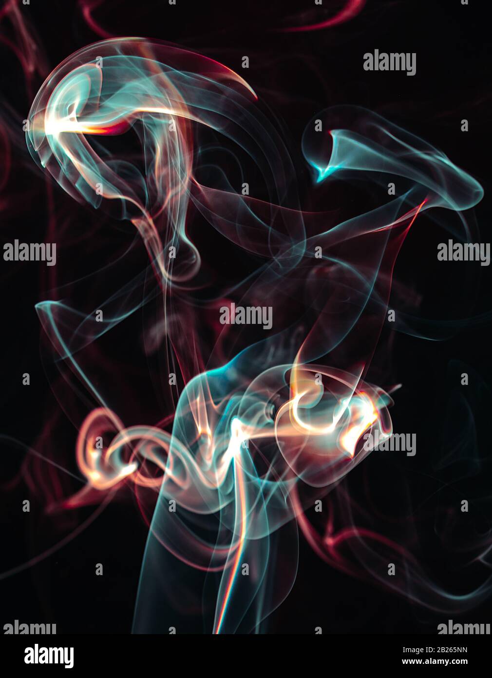 Bunte Rauchformen, dynamisches abstraktes Designbild Stockfoto