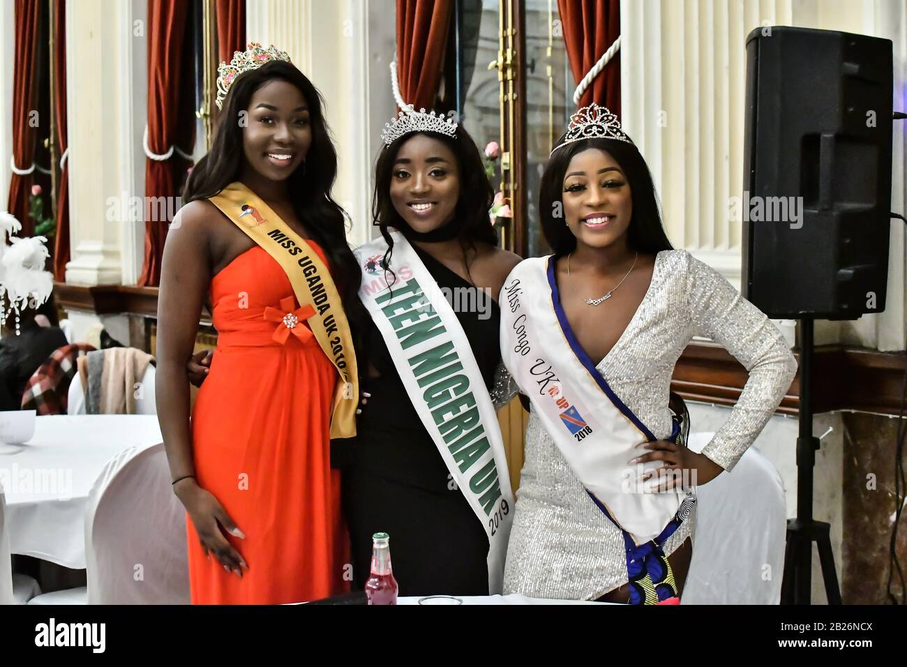 London, Großbritannien. Februar 2020. Miss Uganda UK 2019 Caitlin Ochana, Miss Teen Nigeria UK 2019 - Anna-Marie Uzokwe und Miss Congo UK 2018-2019 Deborah Tedika nehmen an der MR & Miss Congo 2020 Teil, am 29. Februar 2020 in Old Townhall, Stratford, London, Großbritannien. Credit: Picture Capital/Alamy Live News Stockfoto