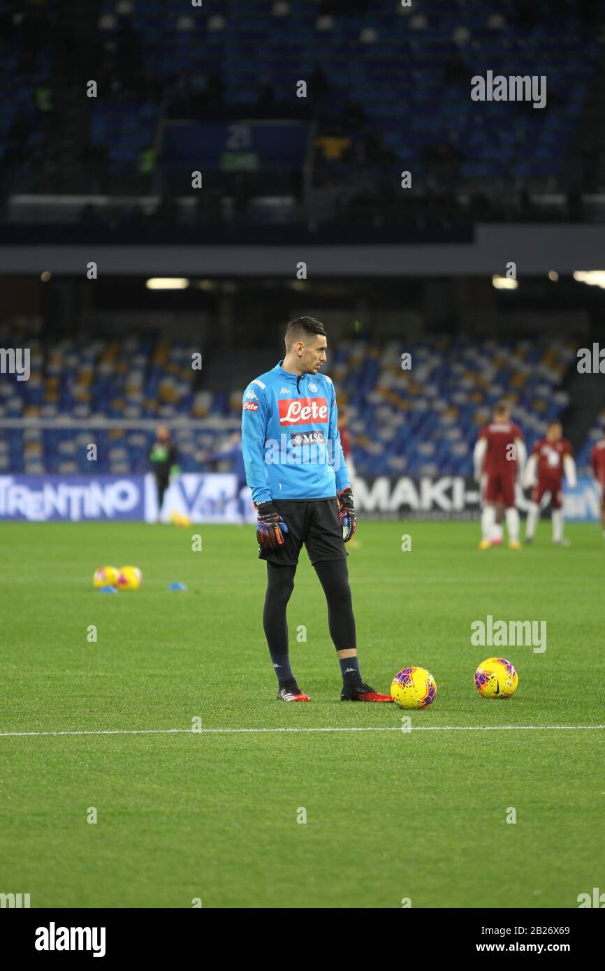 Neapel, Italien. Februar 2020. Alex Meret, Torhüter (portiere) des SSC NEAPEL beim Training vor dem Fußballspiel zwischen SSC Neapel und Torino F.C. im Stadio San Paolo in Neapel. Endergebnis, Napoli gewinnt 2:1. (Foto von Salvatore Esposito/Pacific Press/Sipa USA) Credit: SIPA USA/Alamy Live News Stockfoto