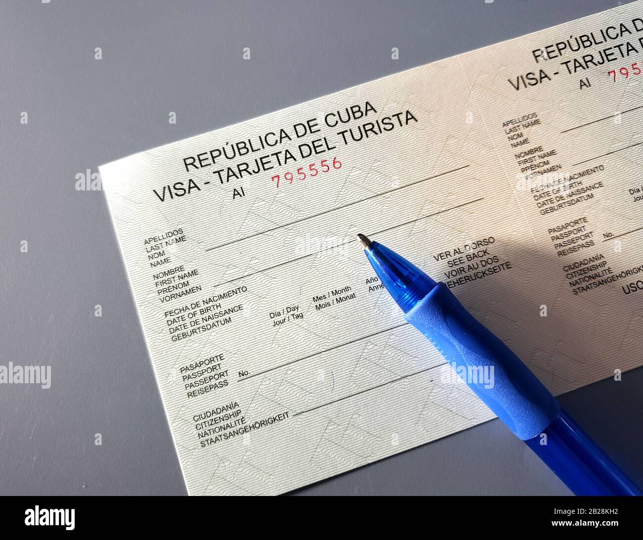 Anmeldeformular für die Visa-Karte in Kuba. Dieses Formular sollte von jedem Besucher oder Touristen ausgefüllt werden, der Kuba besucht. Stockfoto