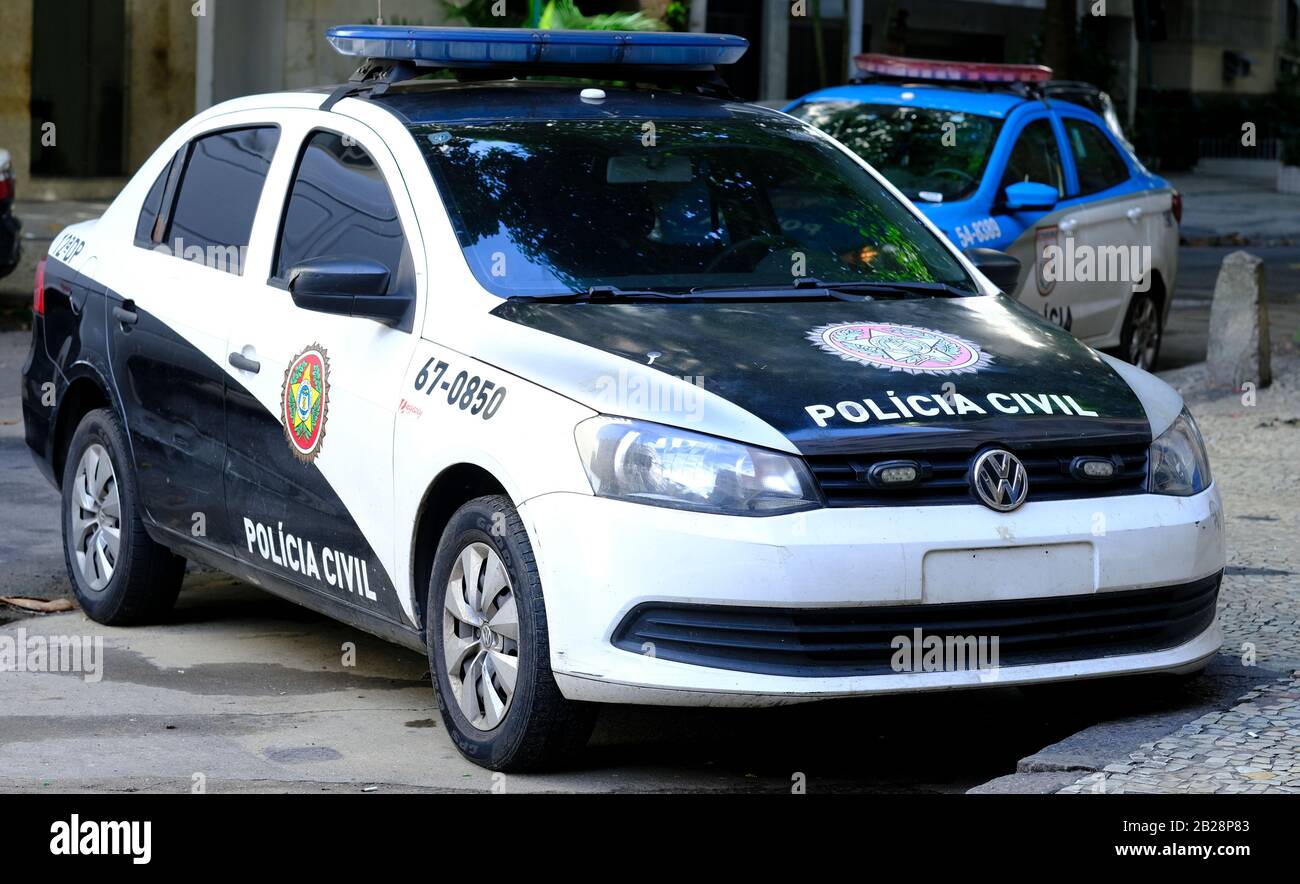 Ein Fahrzeug der brasilianischen Zivilpolizei parkte auf der Straße in Rio de Janeiro Stockfoto