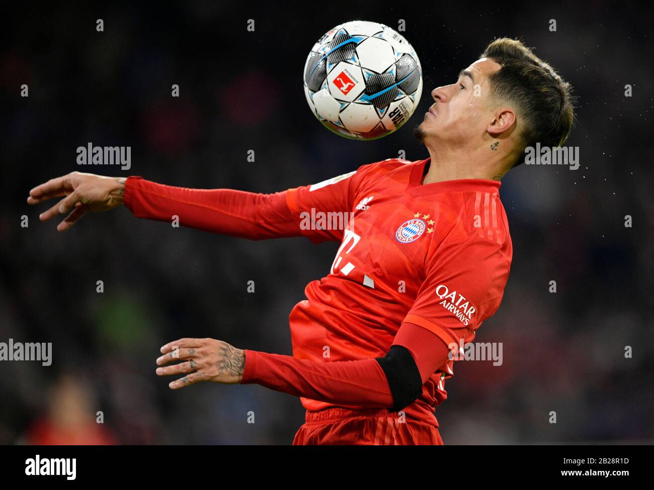 Philippe Coutinho FC Bayern München FCB auf den Ball, Allianz Arena, München, Bayern, Deutschland Stockfoto