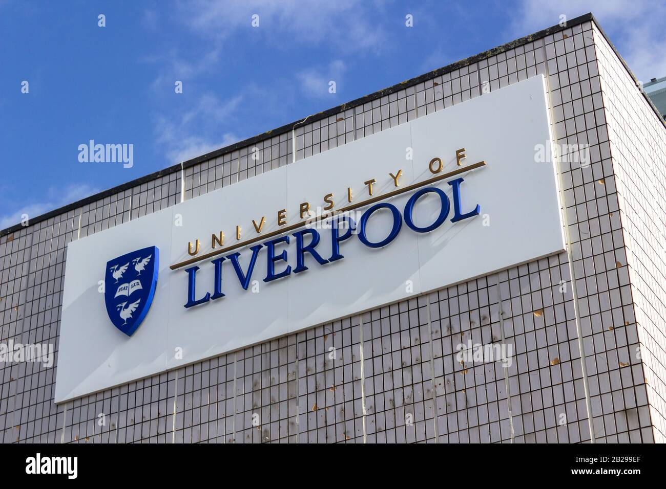 Schild und Logo, University of Liverpool, Maschinenbau, Brownlow Hill, Liverpool Stockfoto