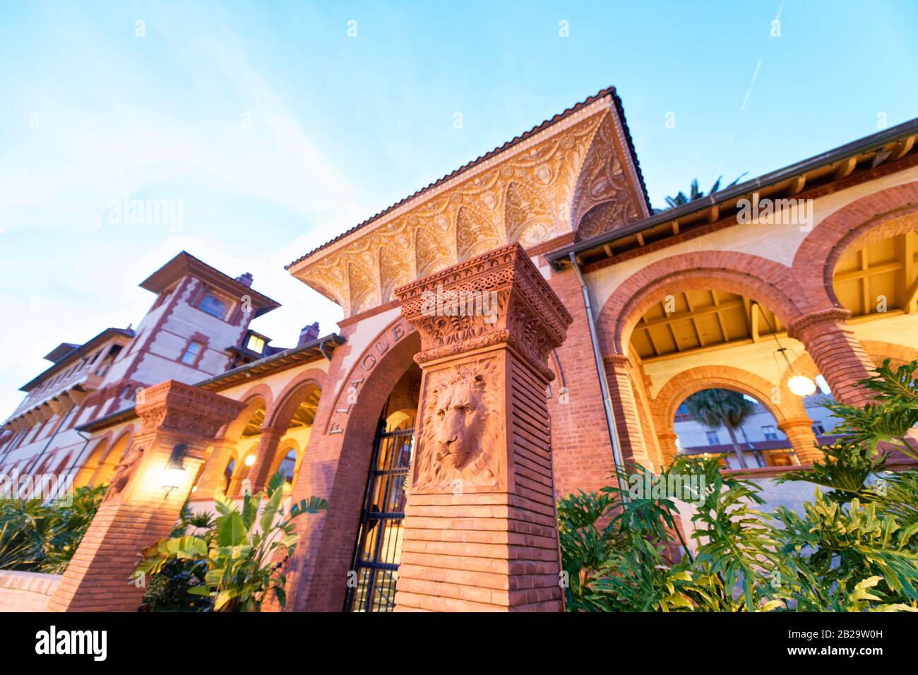 ST Augustine Flagler College, wie bei Sonnenuntergang, Florida, zu sehen. Stockfoto