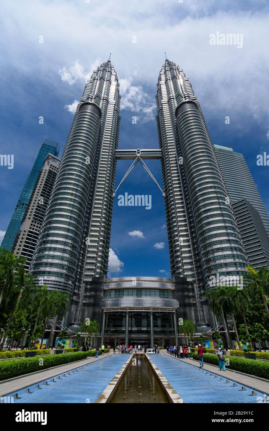 Petronas Twin Towers, die berühmtesten Wolkenkratzer in Kuala Lumpur, Malaysia Stockfoto