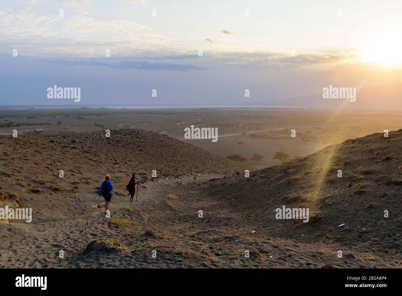 Semidesert nahe dem Natronsee, Ostafrika, August 2017, Nordtansania Stockfoto