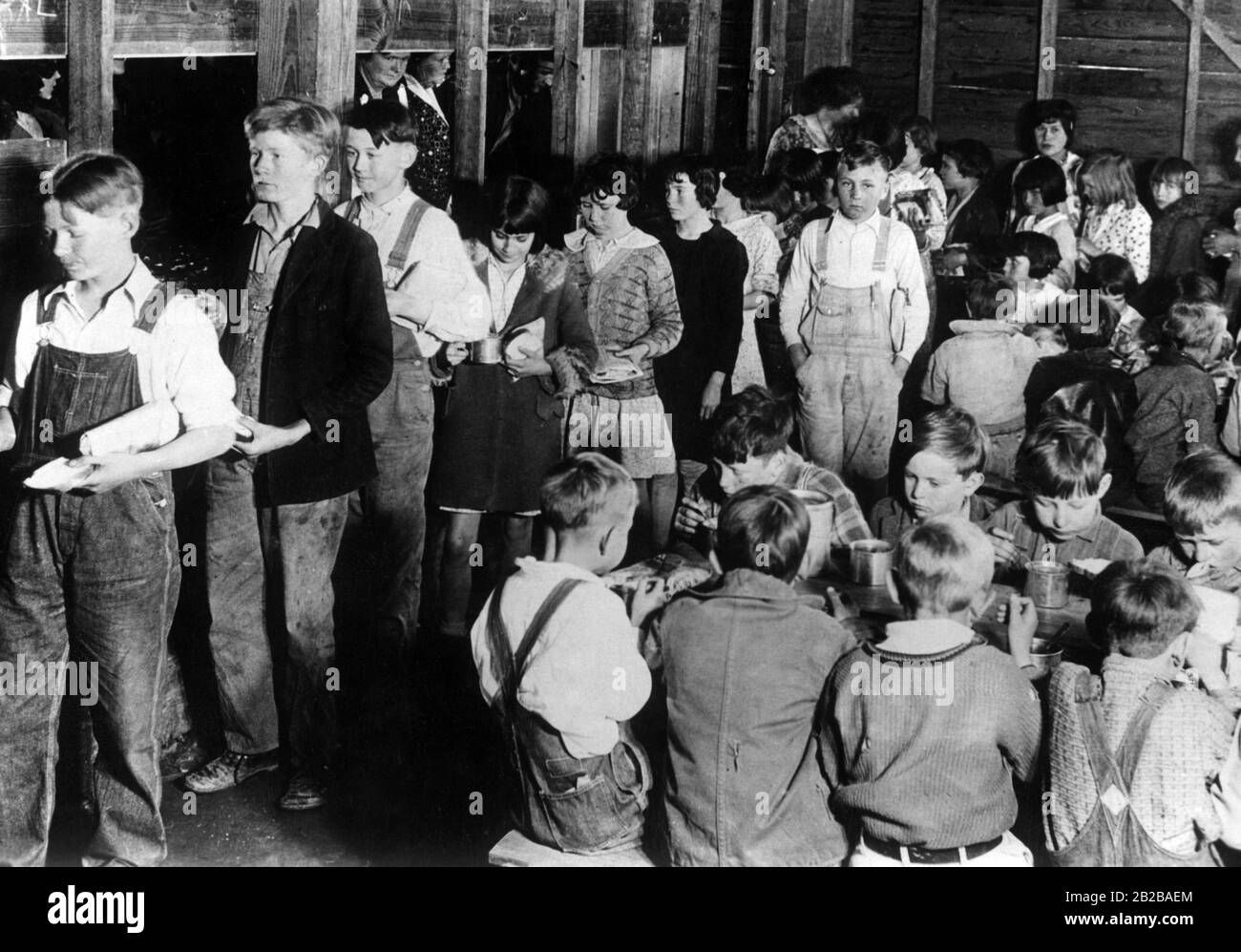 Farmer Misery: Das Rote Kreuz unterstützt Kinder von Farmern in Arkansas mit Essen. Stockfoto