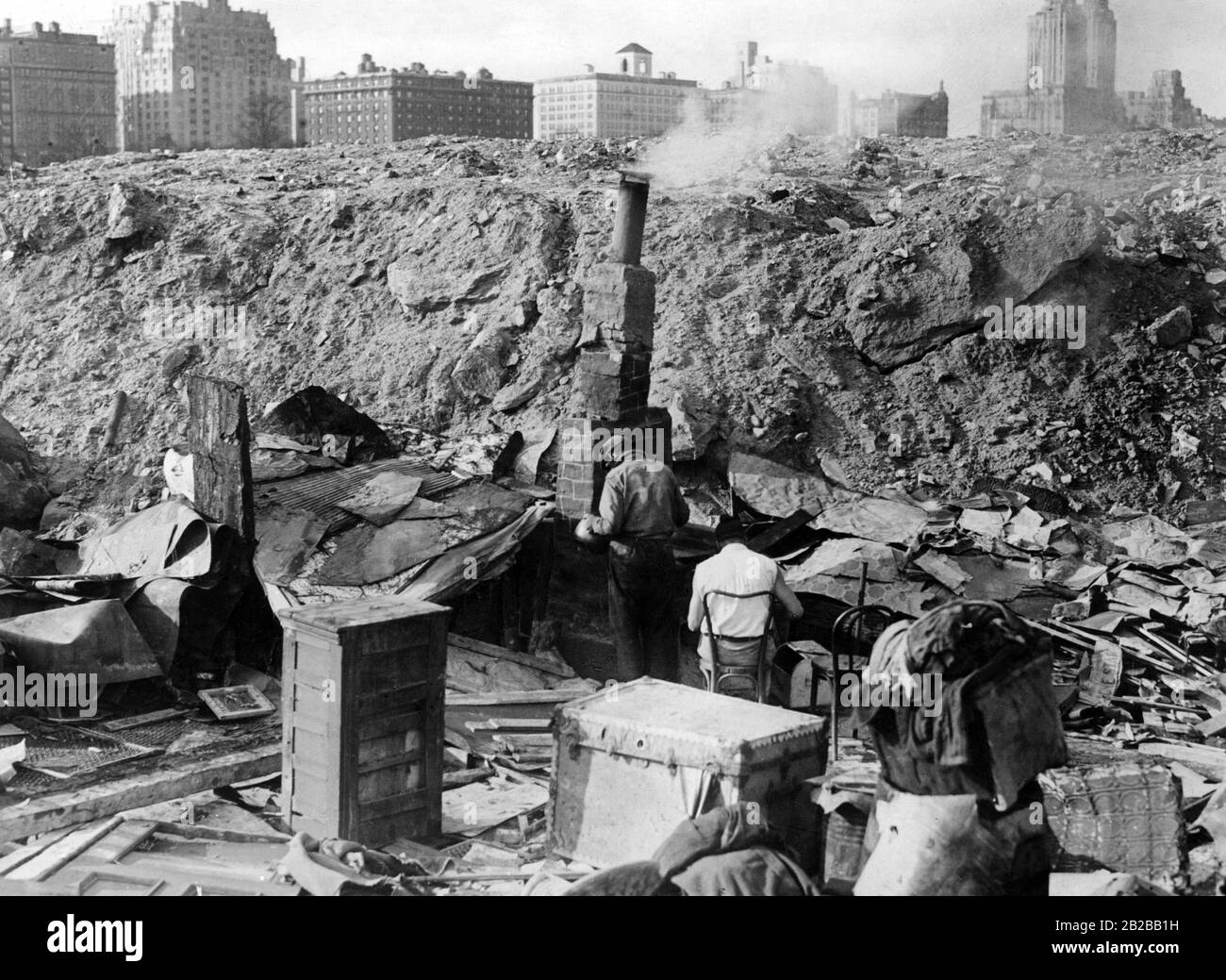 Weltwirtschaftskrise: Arbeitslose leben in einer Ruin in der Nähe des Central Park in New York. Stockfoto