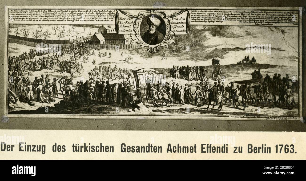 Eintritt des türkischen Diplomaten Ahmed Efendi in Berlin. Efendi führte die erste osmanische Delegation nach Berlin an den Hof des preussischen Königs Friedrich des Großen. Stockfoto