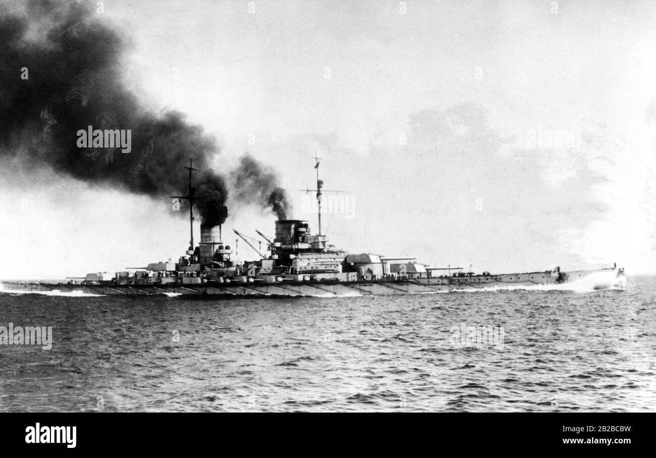 Die SMS Luetzow war ein großer Kreuzergeschwader der Kaiserlichen Marine. Sie war das zweite von drei Schiffen der Derfflinger Klasse. Benannt wurde das Schiff nach dem preussischen General Adolf Freiherrn von Luetzow. Während des ersten Weltkriegs sank die Luetzow im Mai 1916 in der Schlacht am Skagerrak wegen englischer Treffer. Stockfoto