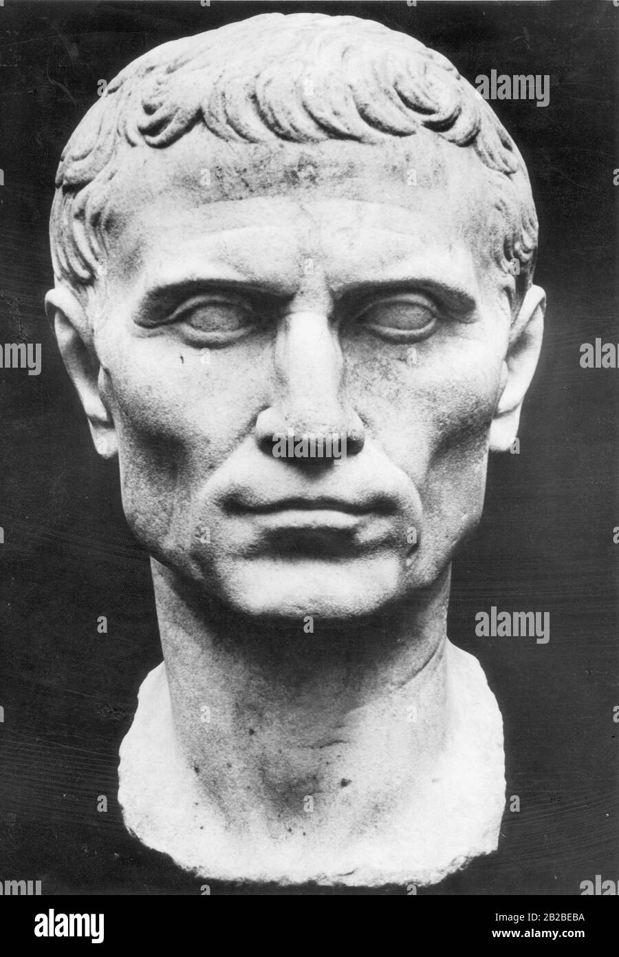 Der römische Staatsmann, Militärführer und Kaiser Julius Cäsar (100-44 v. Chr.). Die am besten erhaltene Büste aus dem Augustan-Zeitalter. Stockfoto