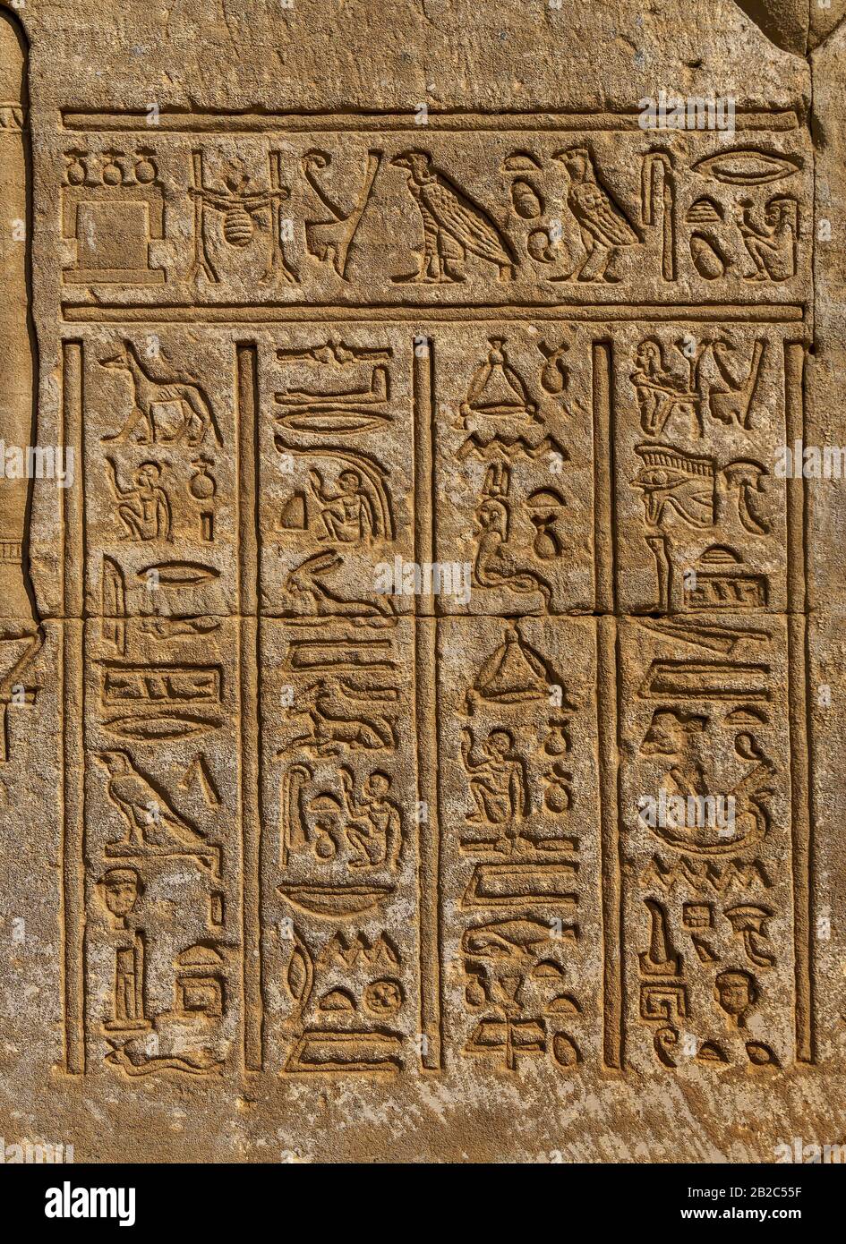 alten Ägypten Hieroglyphen an Wand Stockfoto