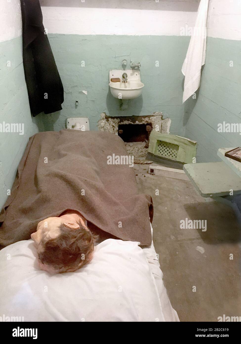 Das Alcatraz Federal Penitentiary auf Alcatraz Island in der San Francisco Bay, Kalifornien, USA. Das Gefängnis verjagte einst den amerikanischen Gangster Al Capone. Stockfoto