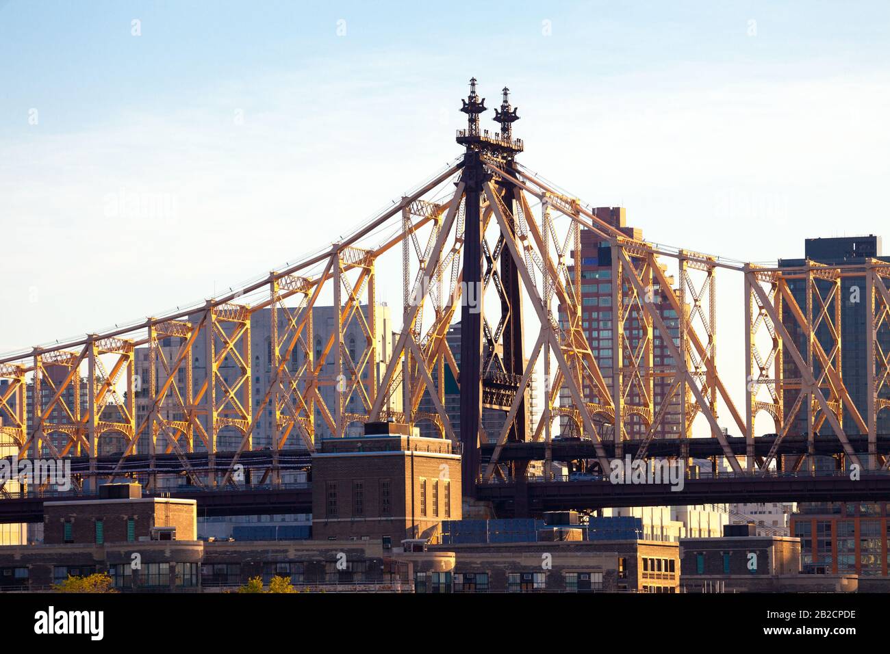 Detail der Queensboro Bridge in Upper East Side, Manhattan, New York City, New York, Vereinigte Staaten Stockfoto
