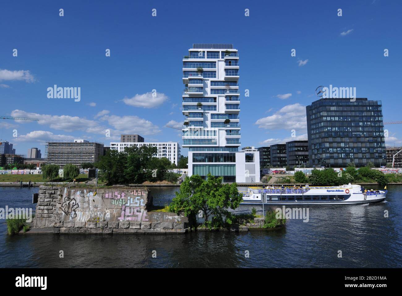 Wohnturm regte Levels´, Muehlenstrasse, Friedrichshain, Berlin, Deutschland Stockfoto