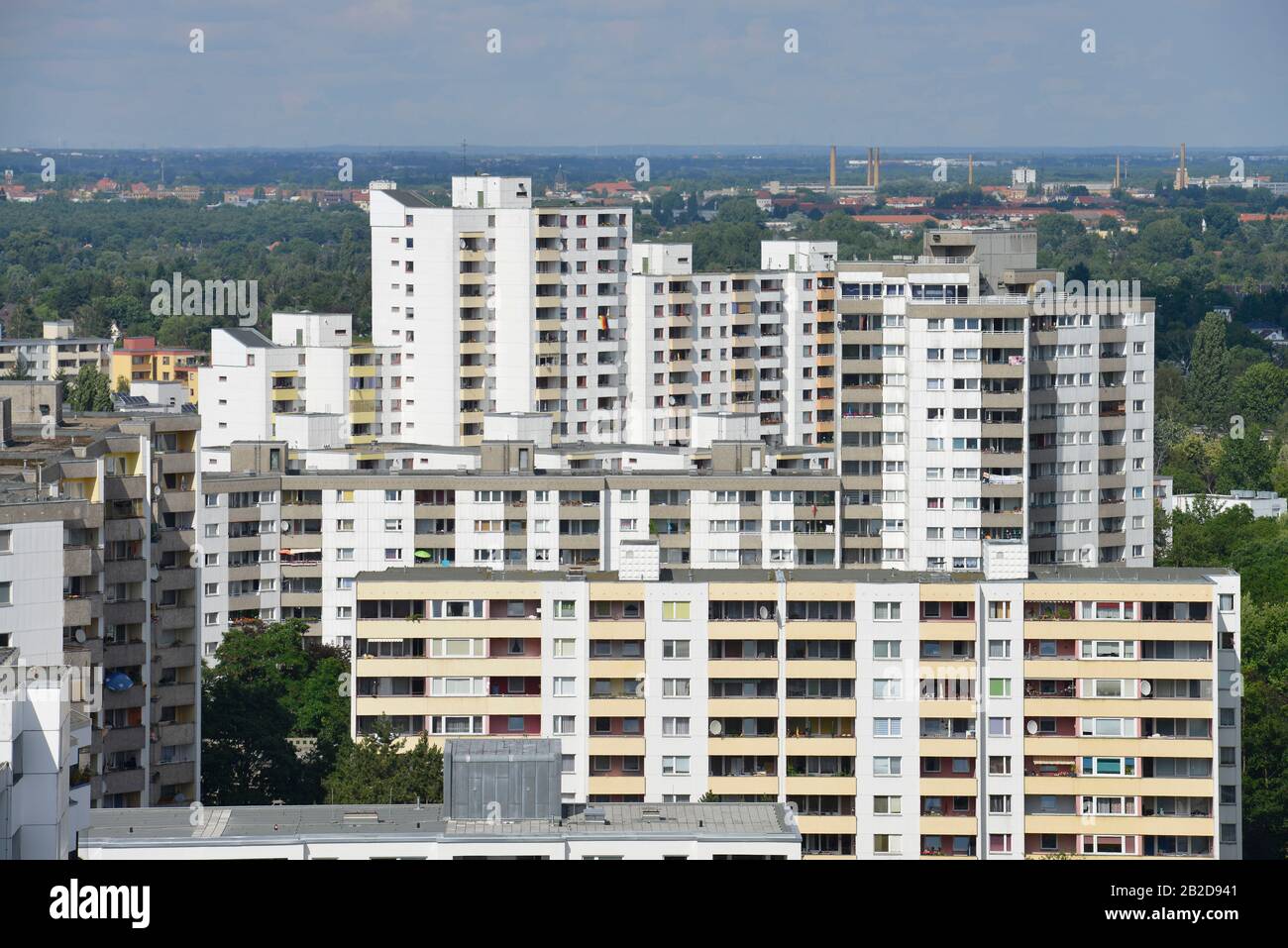 Hochhaeuser, Fritz-Erler-Allee, Gropiusstadt, Neukölln, Berlin, Deutschland Stockfoto