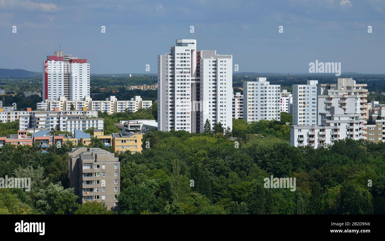 Hochhaeuser, Fritz-Erler-Allee, Gropiusstadt, Neukölln, Berlin, Deutschland Stockfoto
